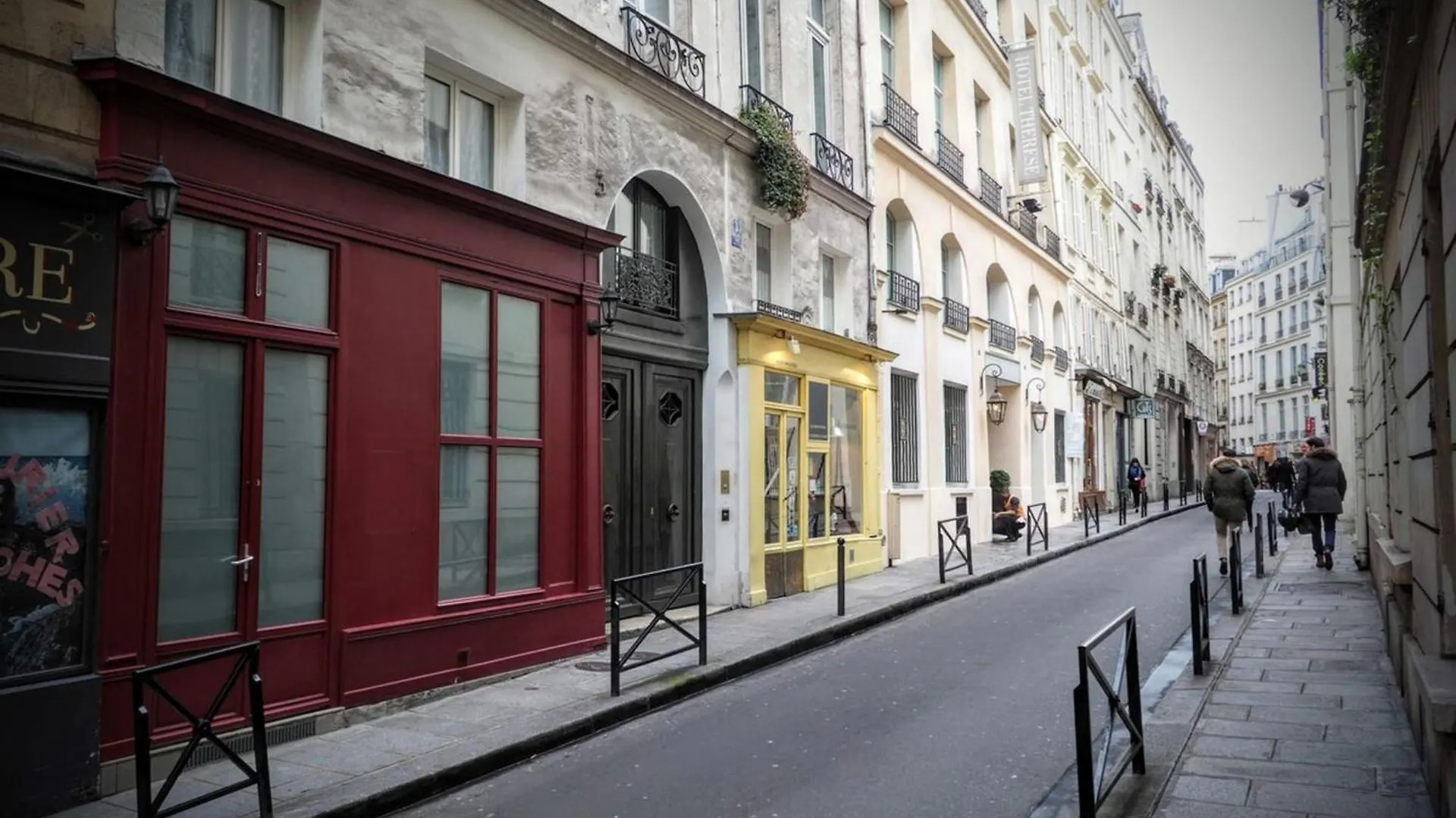 Moliere Chicsuites * Paris