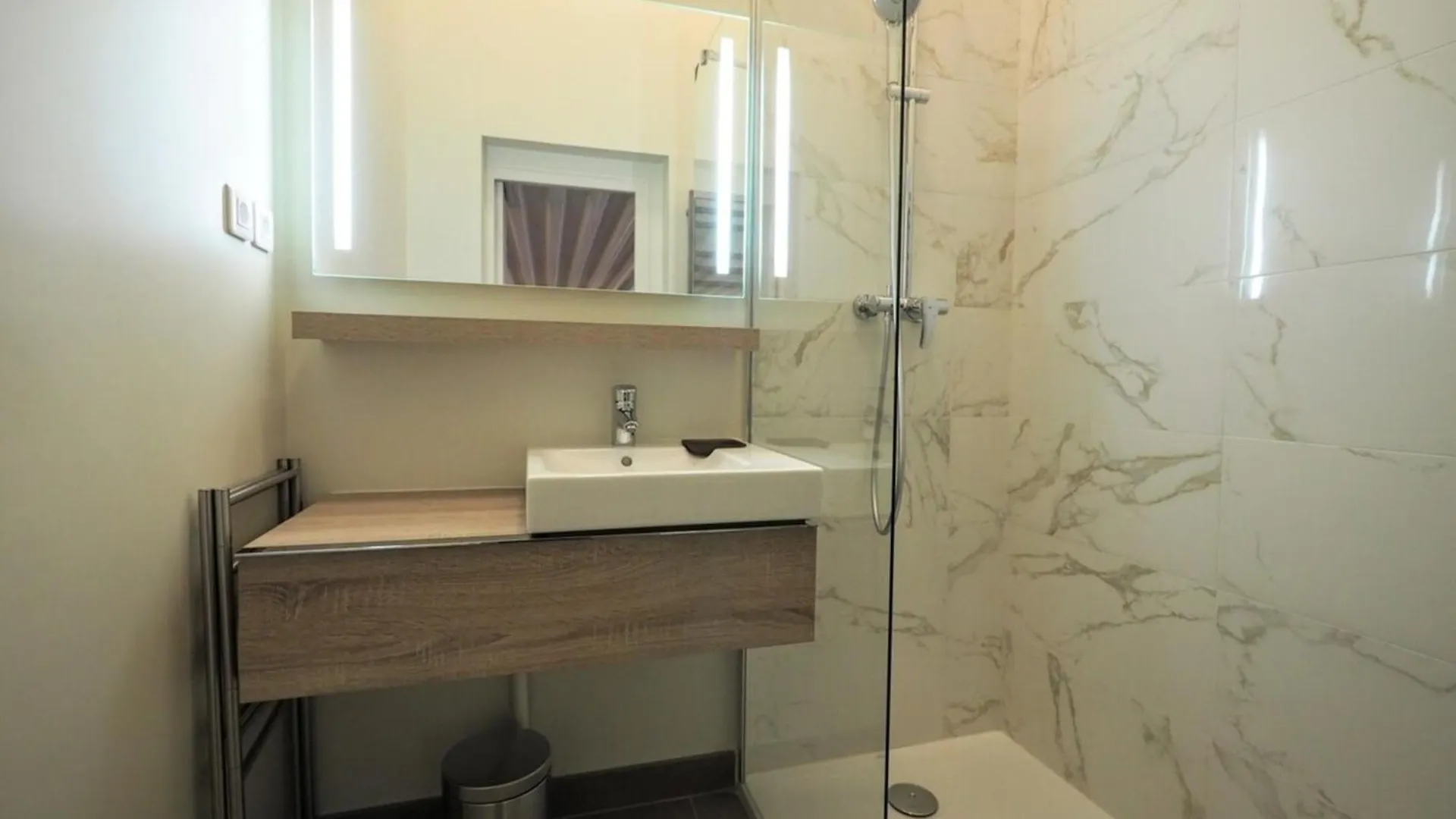 Moliere Chicsuites