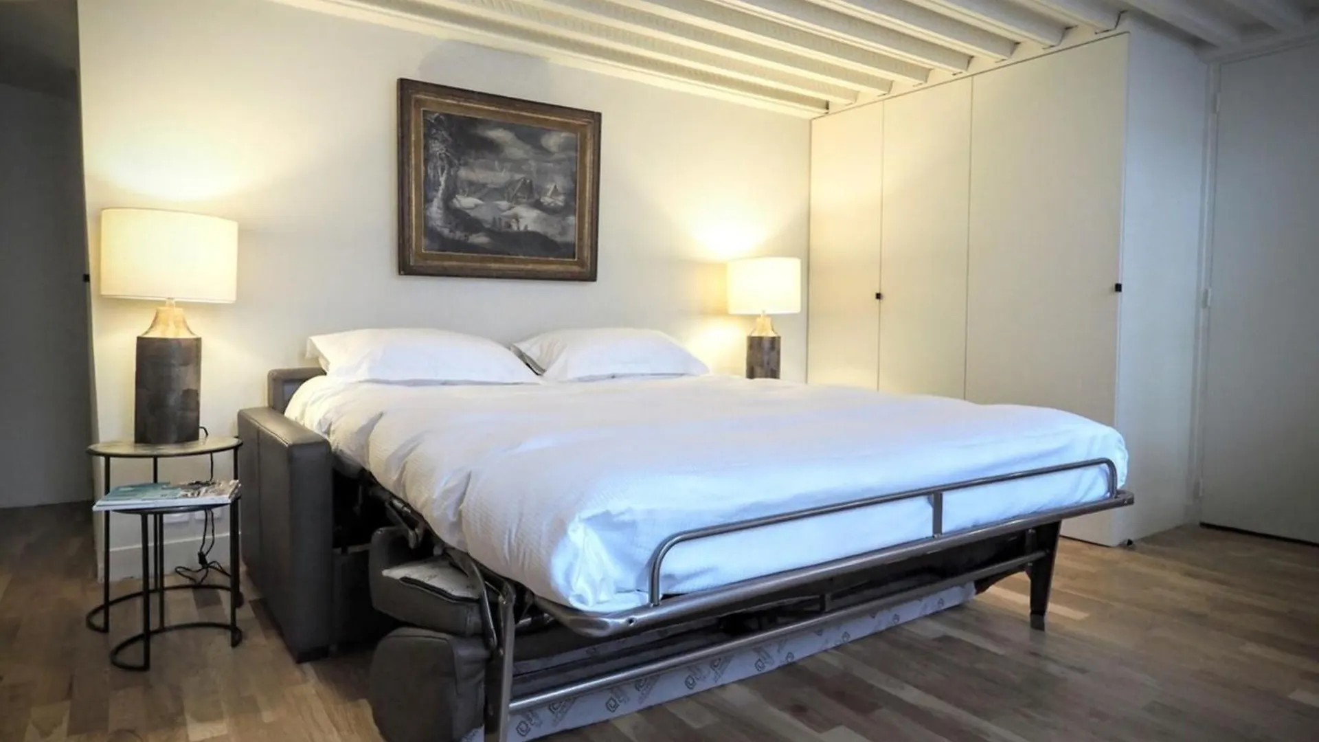Moliere Chicsuites Apartment Paris
