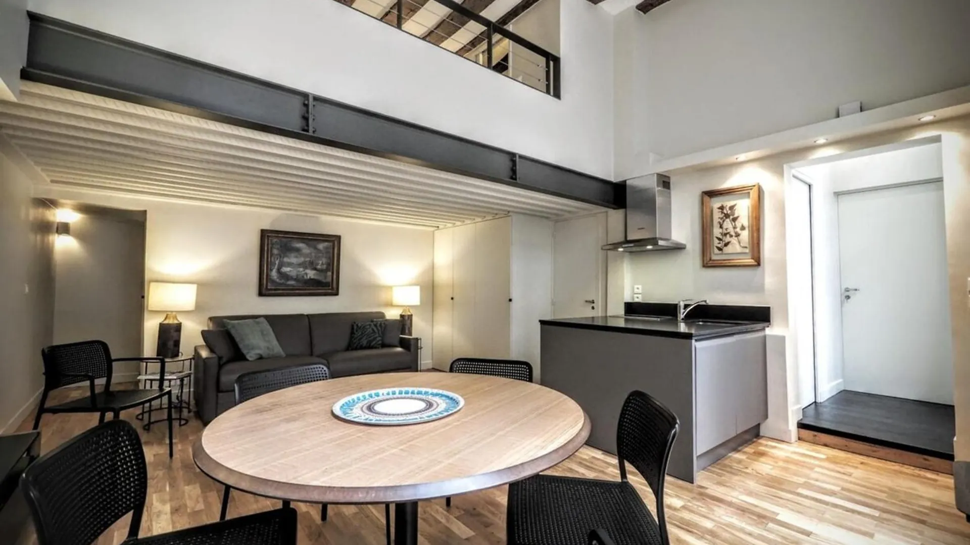 Moliere Chicsuites *